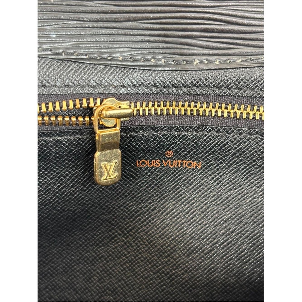 Louis Vuitton Black Epi Leather Envelope Clutch with Gold Hardware - Picture 10 of 10